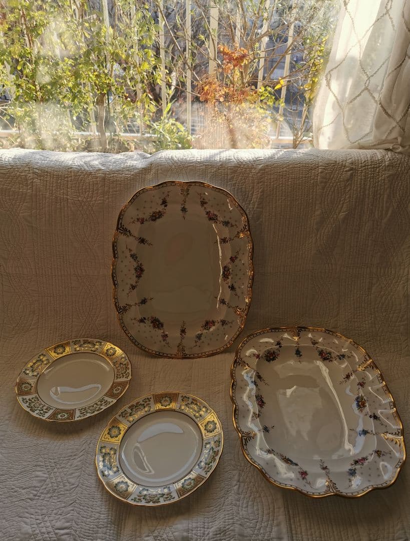 ロイヤルアントワネット 37㎝ラージオーバルプレート 薔薇ガーランド英王室御用達