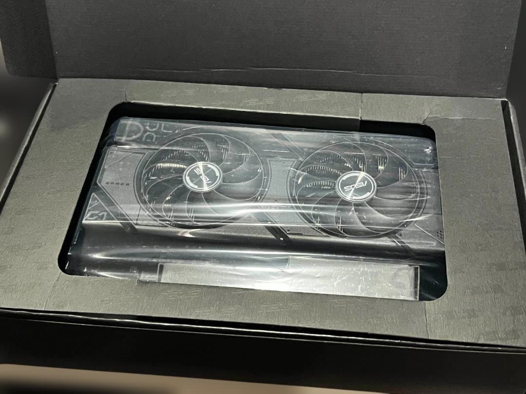 グラフィックボード・グラボ・ビデオカード ASUS Radeon RX 7800 XT OC 16GB