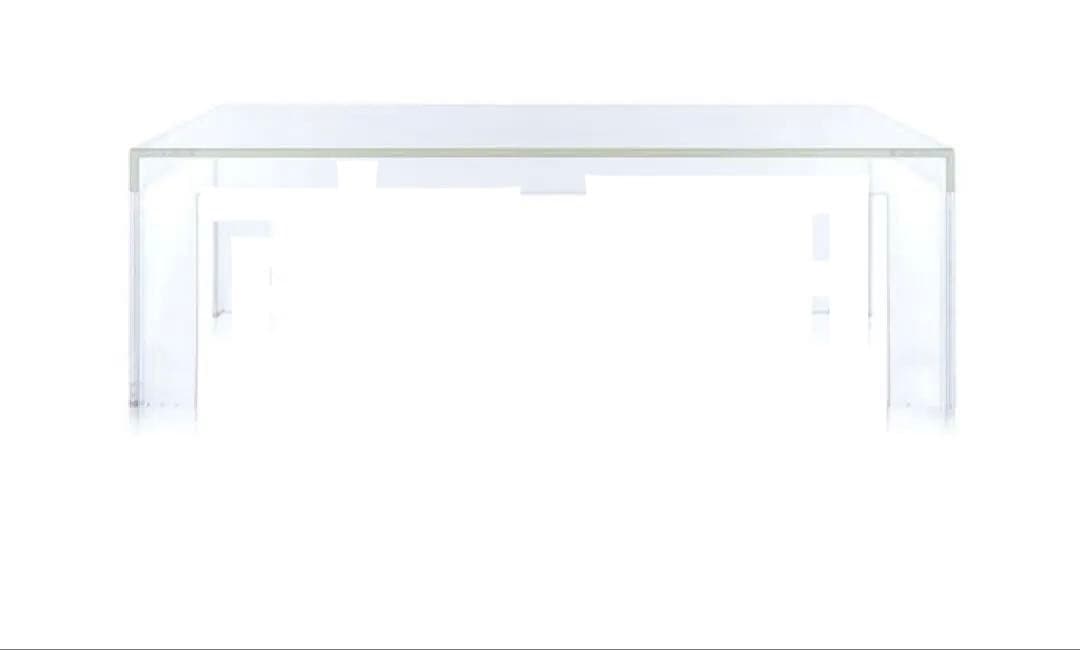 Kartellアクリル製モダンテーブル