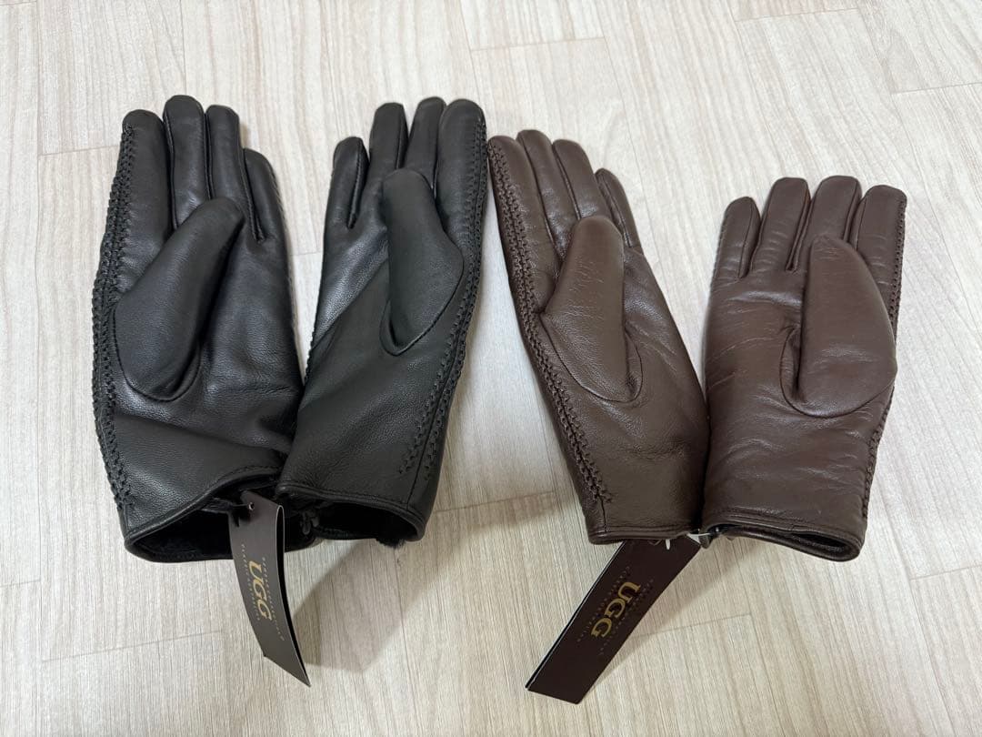 【新品】UGG手袋２つセット