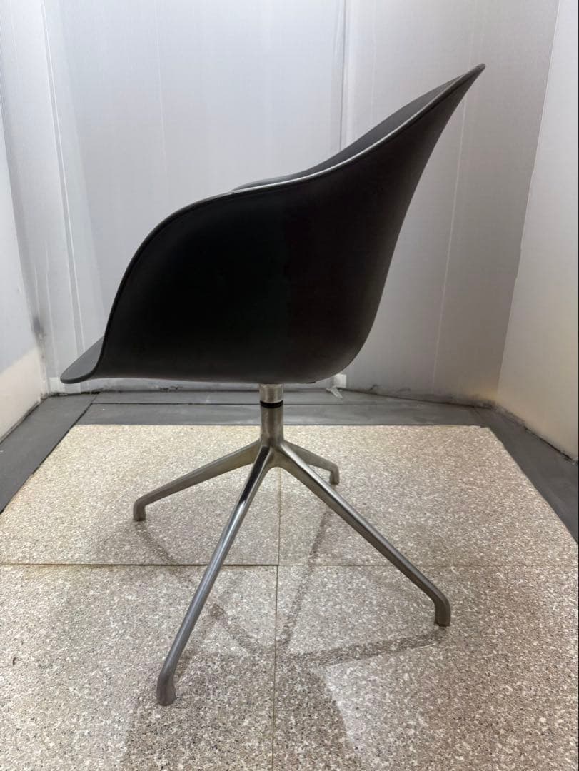ボーコンセプト　BoConcept　 回転式 アームチェア　高級ブランド