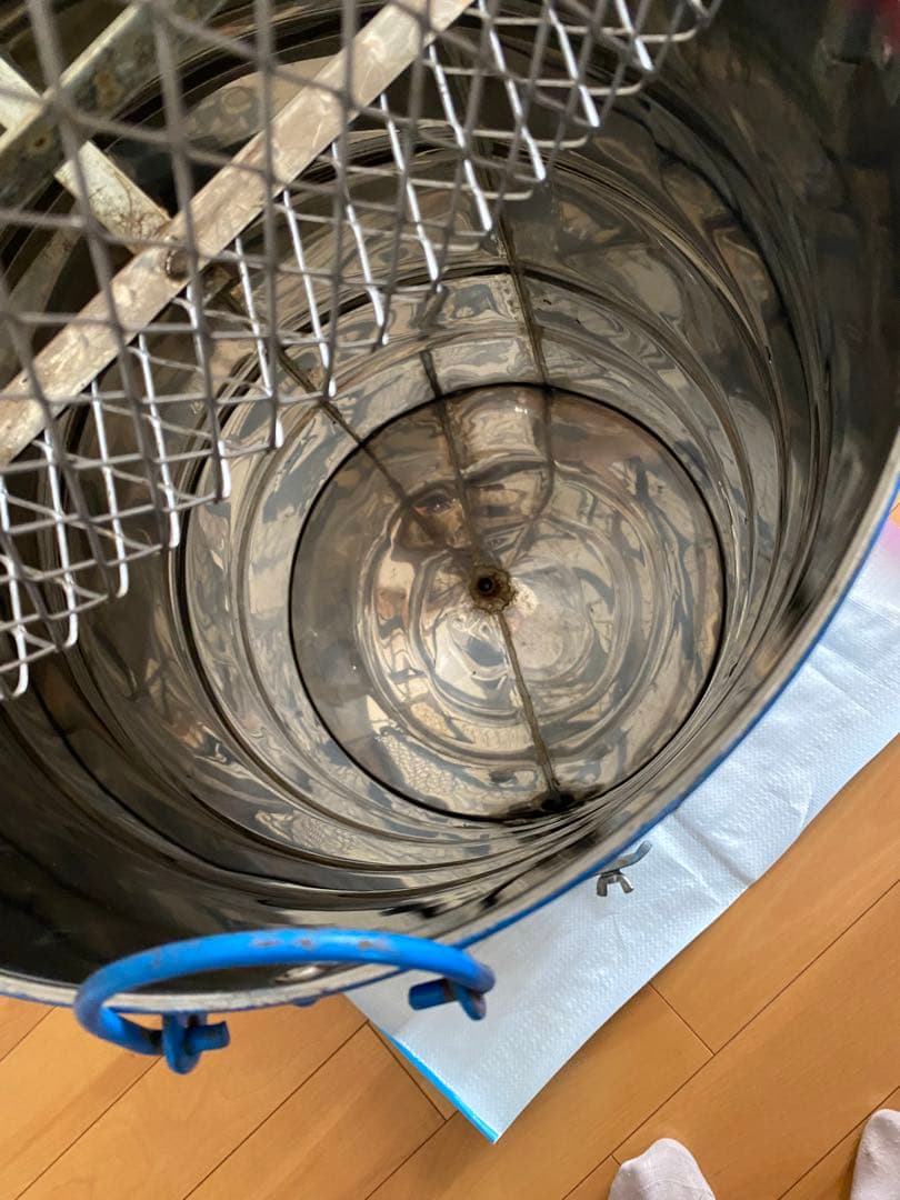 はちみつ分離器と　おまけで　こしき付き