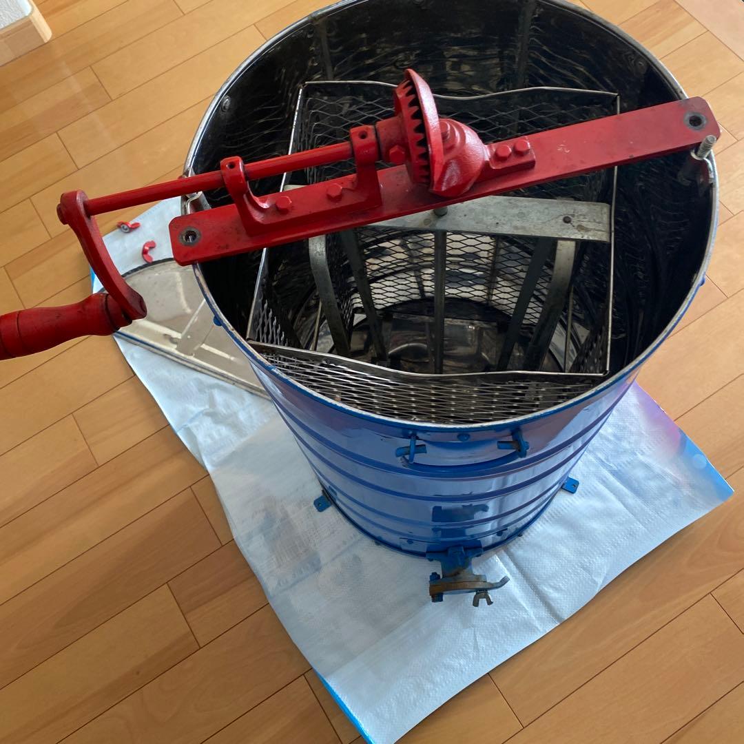 はちみつ分離器と　おまけで　こしき付き