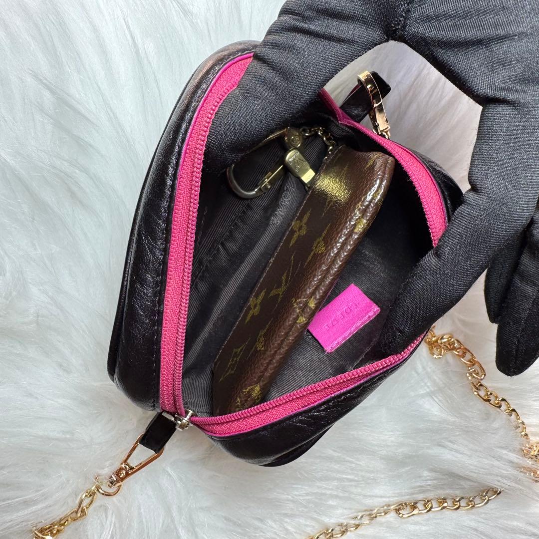 ロエベ loewe アナグラム　ロゴ　ポーチ　チェーン　ショルダー　レザー　黒