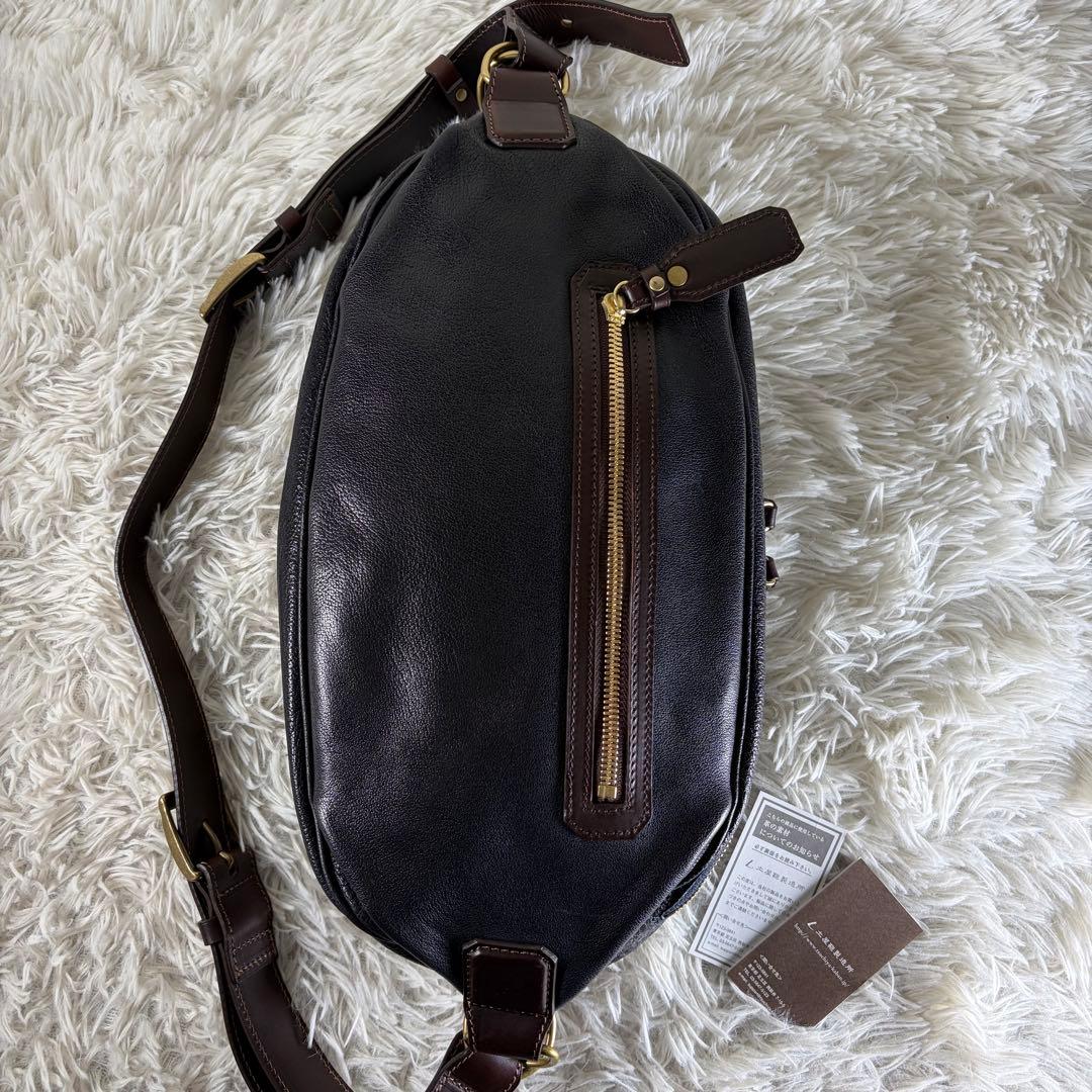 s*)様 未使用級●土屋鞄　アルマス バッファローボディーバッグ　ネイビー