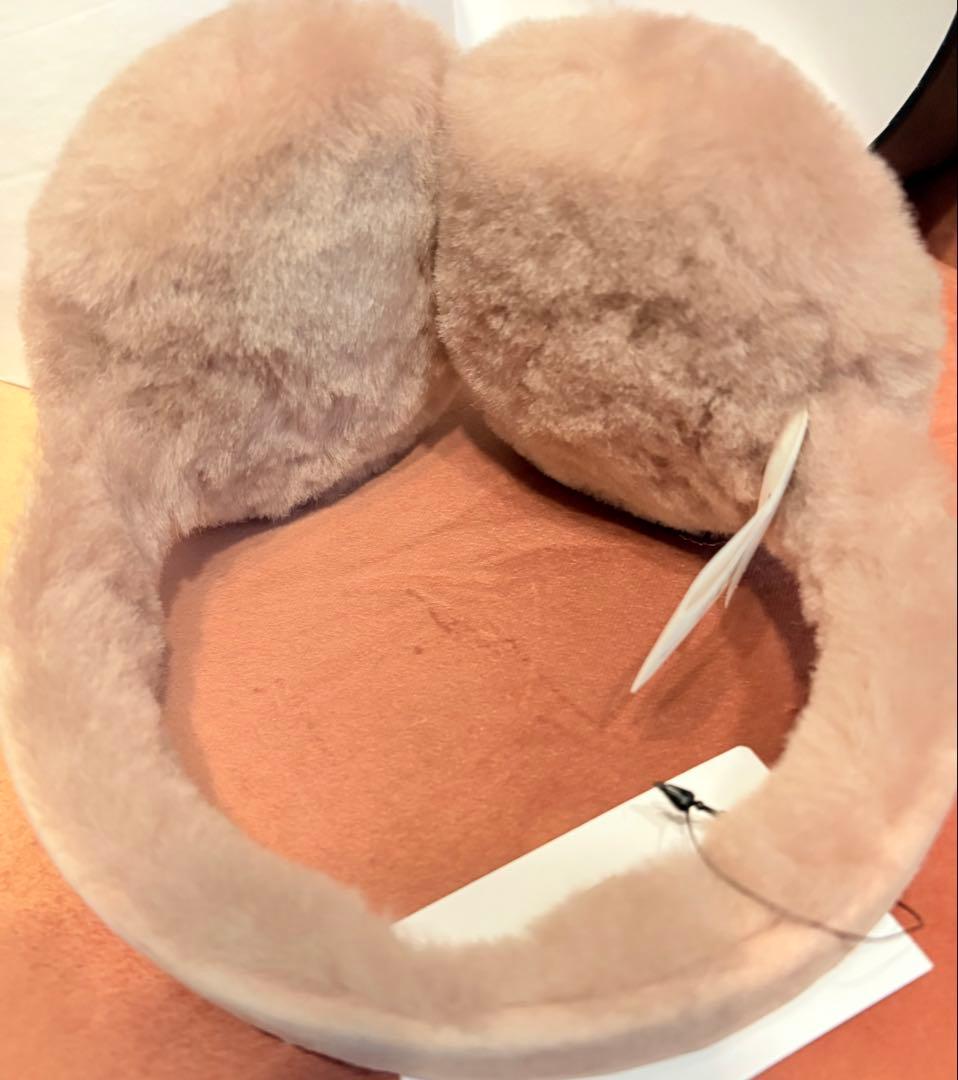 UGG ピンクベージュ耳あて 新品タグ付き