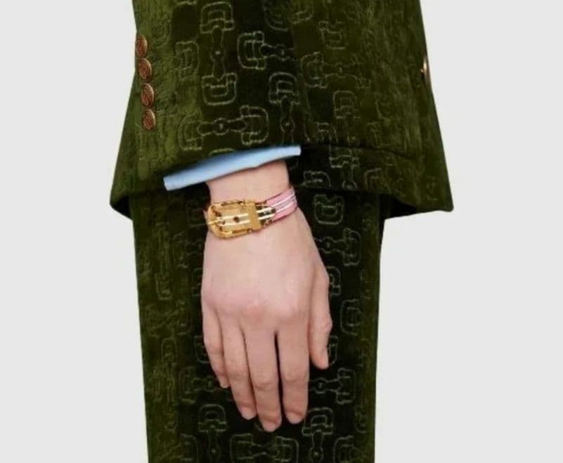 希少GUCCI バンドデザイン 100周年限定　ブレスレット ピンク