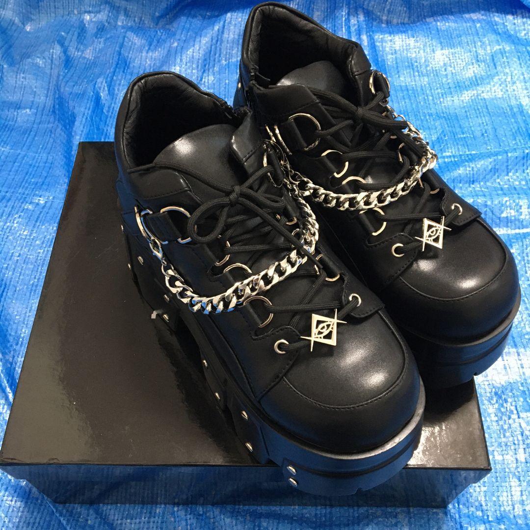 REFLEM　レフレム　チェーン付きプラットフォームシューズ