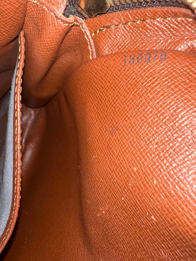 ルイヴィトン　キーポル　アルマ　アマゾン