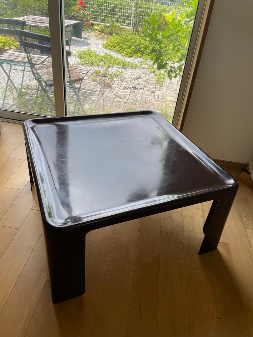 アマンタ　AMANTA ローテーブル　デザイン/マリオ・ベリーニ