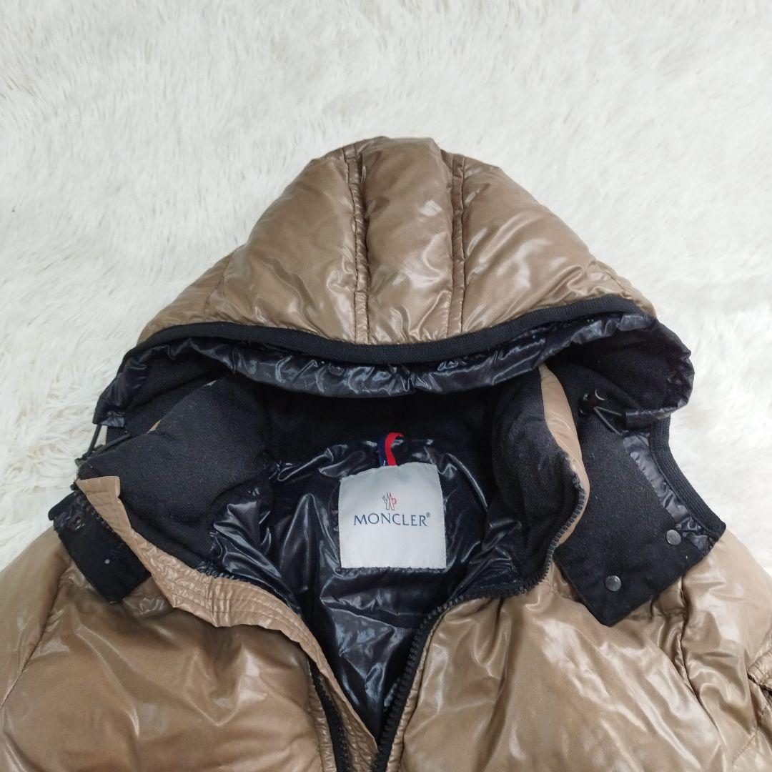 18196✨MONCLER BADIA ビッグロゴ ダウンジャケット ベージュ