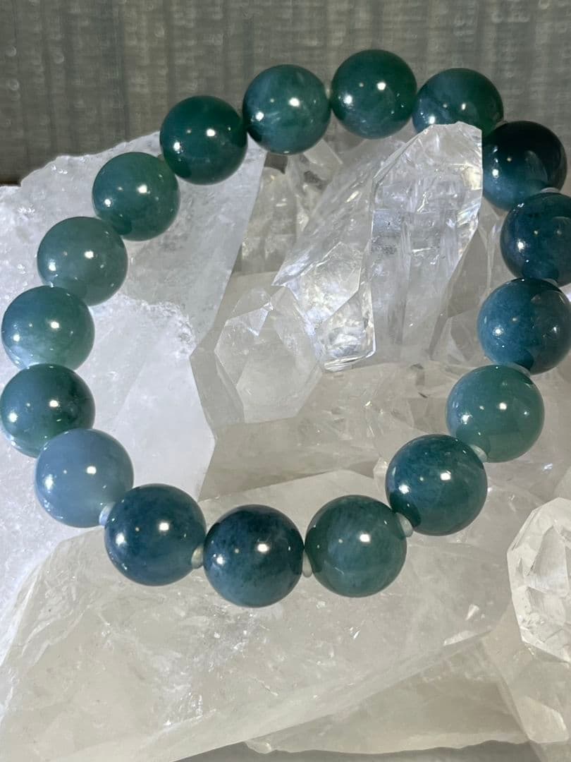 【静かな守護石】グァテマラ翡翠4A