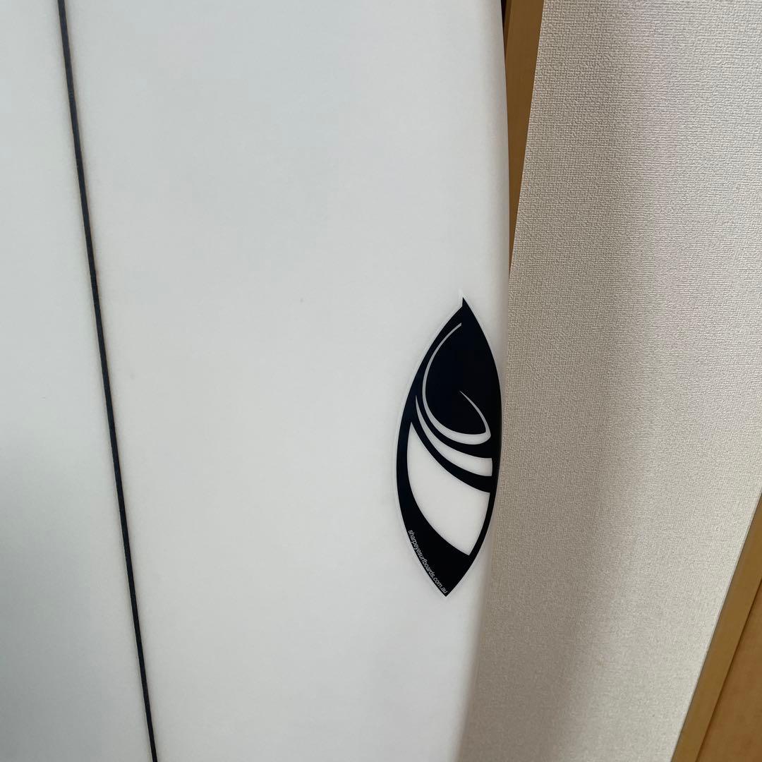 【美品】シャープアイ サーフボード MODERN 2 5'10”