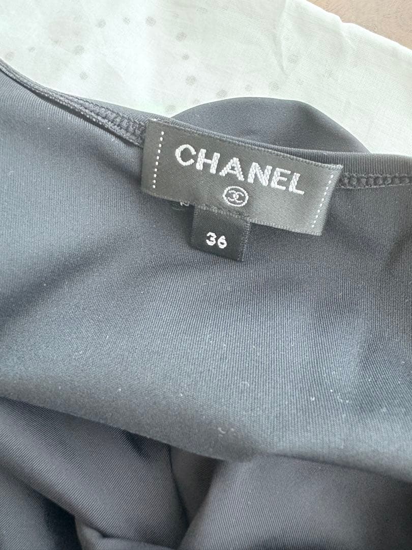 【正規品】シャネルCHANEL 2022-23クルーズ黒 ワンピース水着　36