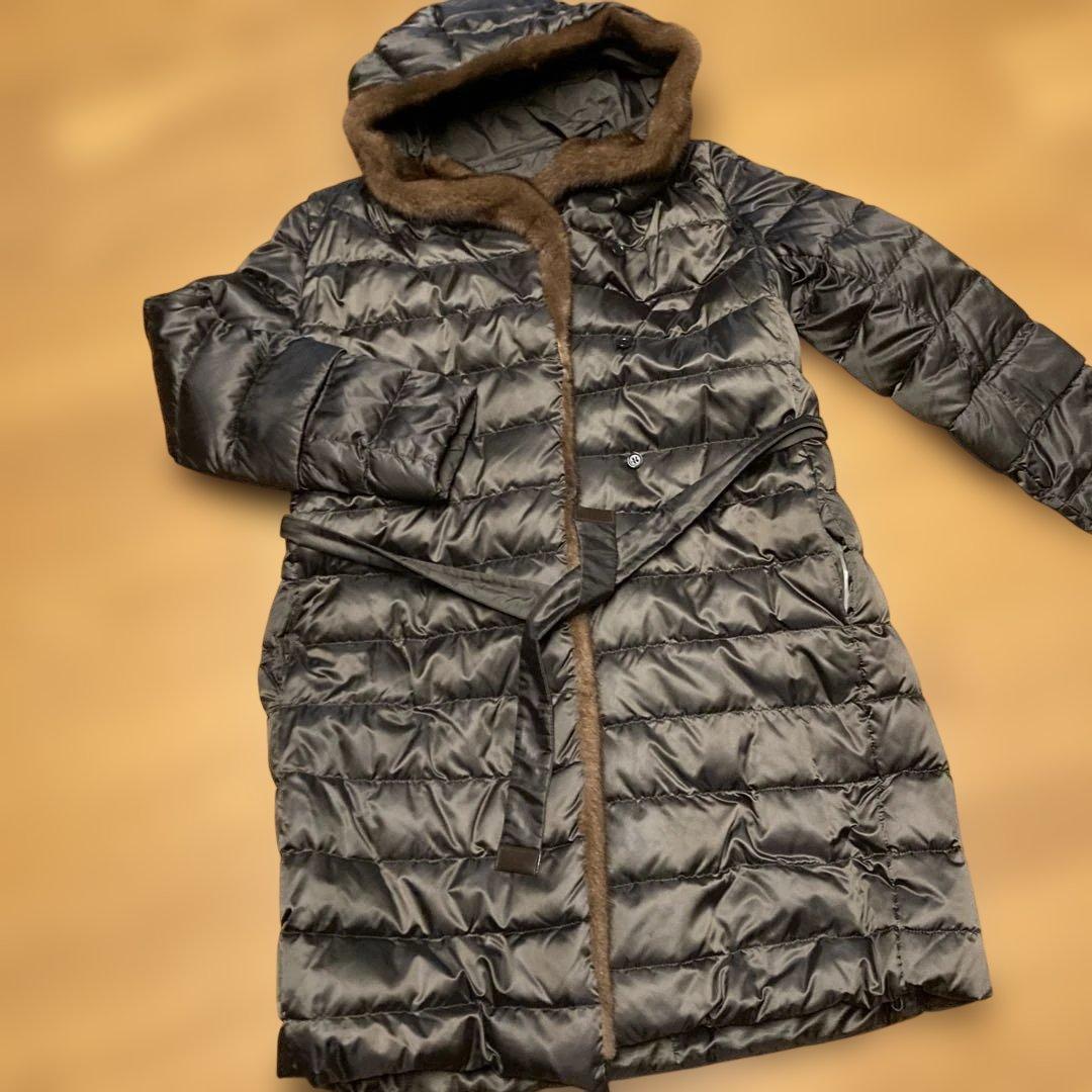 最終値下げマックスマーラ　リバーシブル　ダウンコート　ミンクのトリム美品