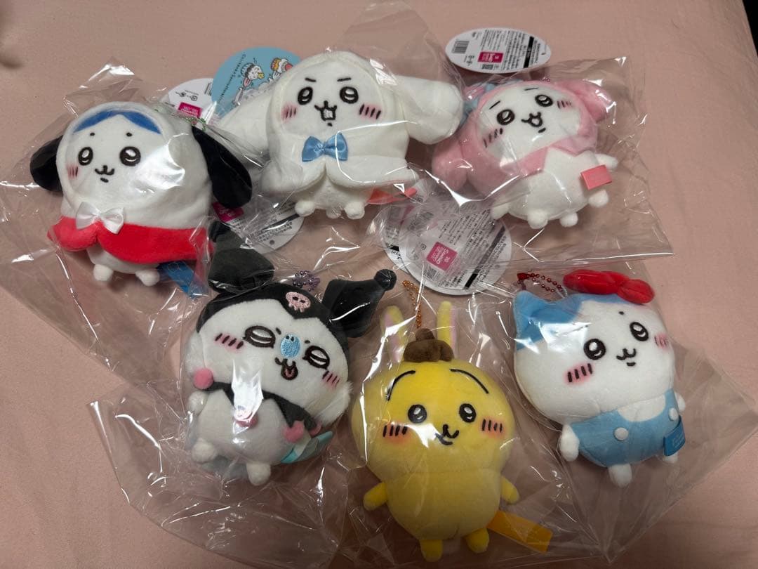 ちいかわ×サンリオ 6種類　コラボ商品