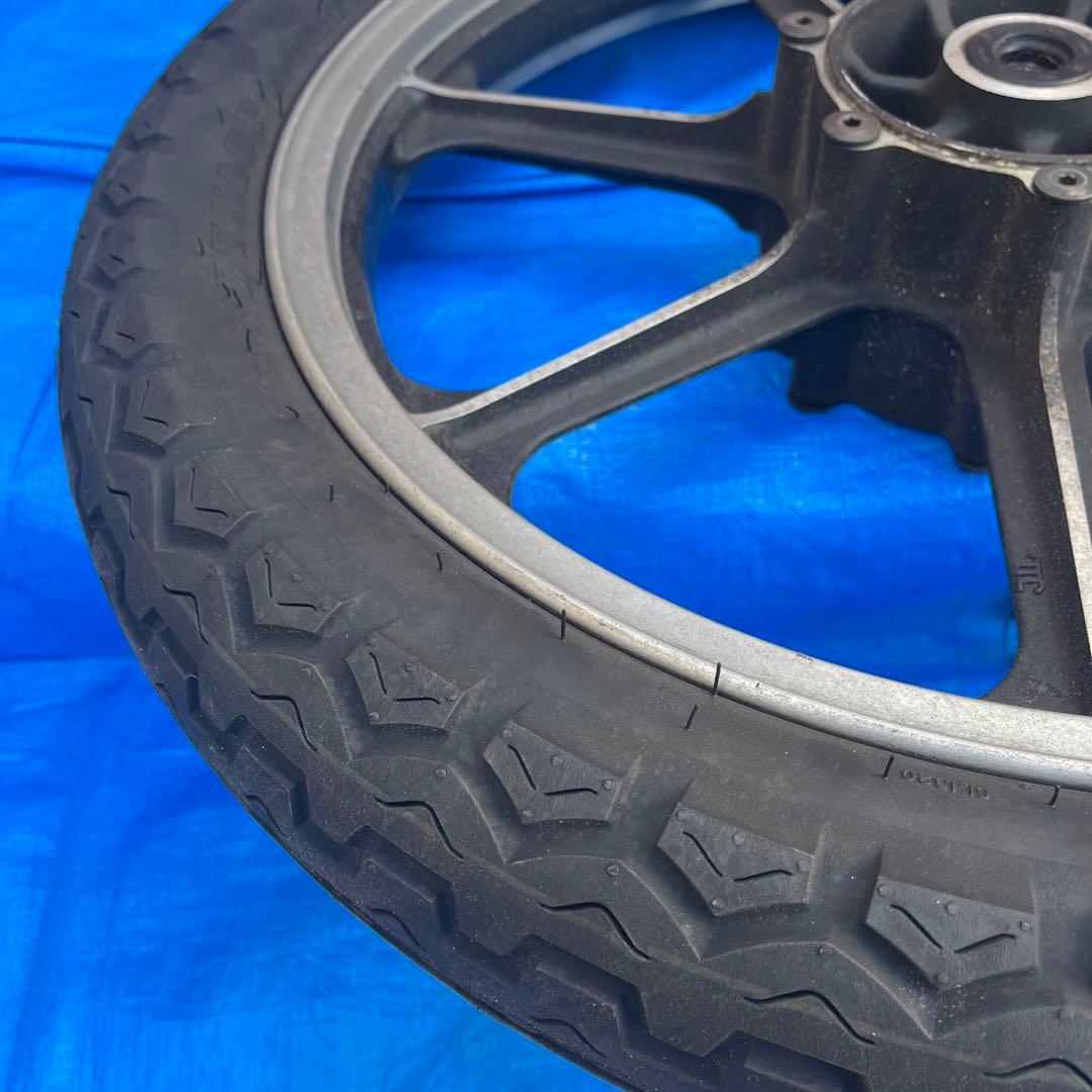 Kawasaki Z1000J タイヤ　フロントホイール