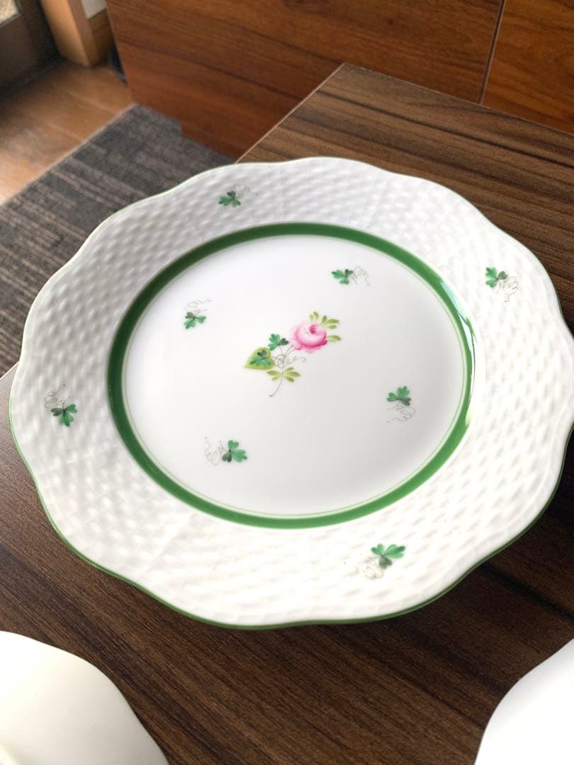 【値下げ可】HEREND ウィーンの薔薇　プレート5枚&カップアンドソーサー5客