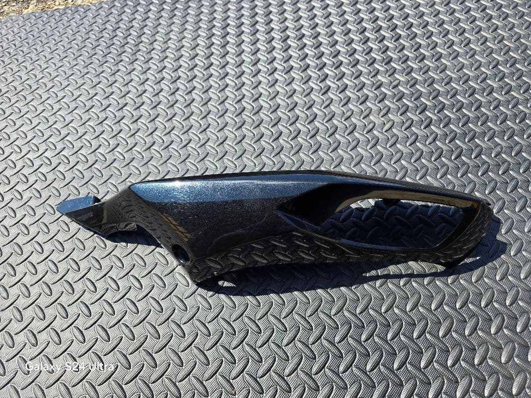 ZX-14R テールカウル左右