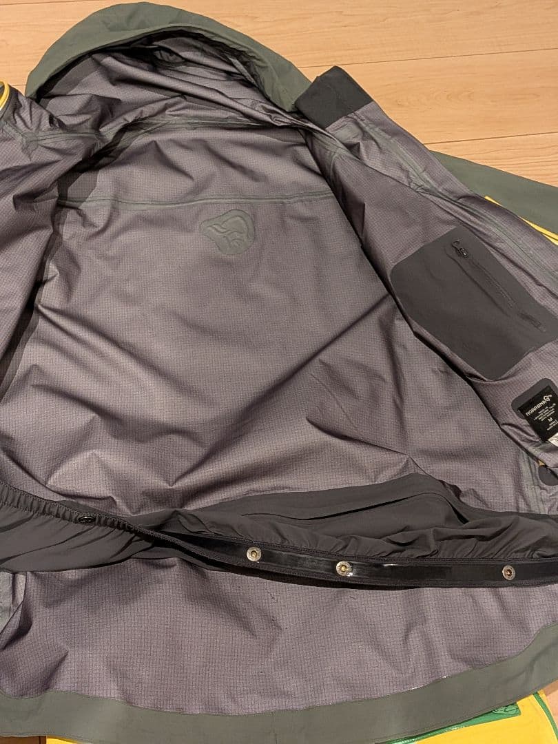 NORRONA スキーウェア ジャケットとパンツセット