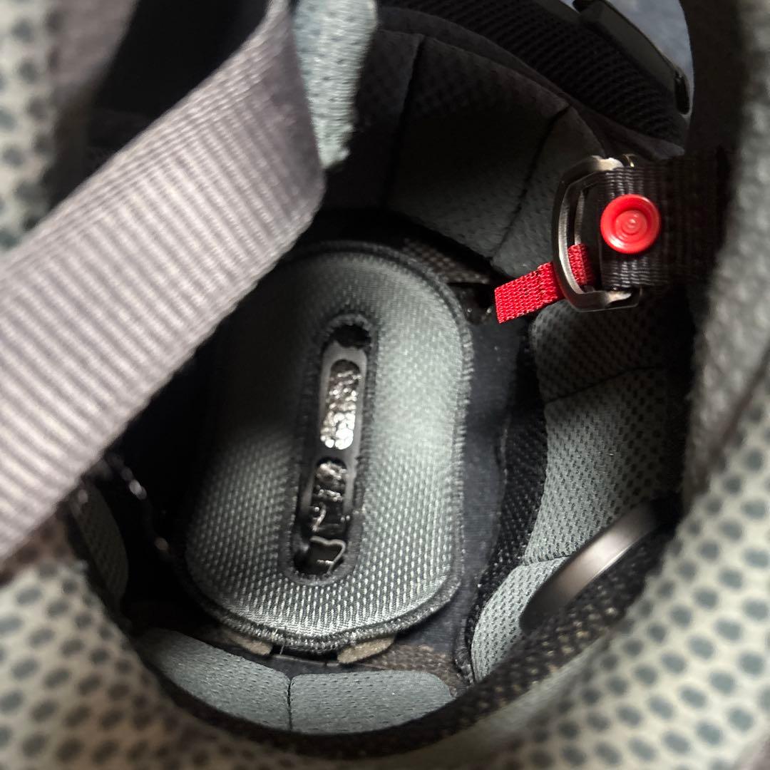 バイソン  Arai Astro IQスモークシールド付きマッドホワイト