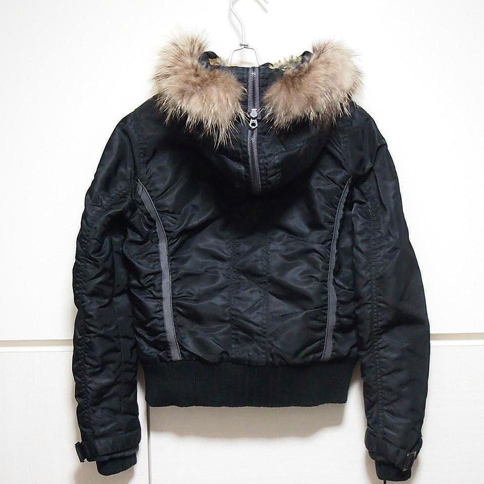 AVIREX　ラクーンファー　N2-B　中綿　短丈　フライトジャケット　ブラック