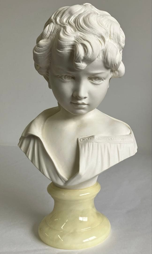 少女の胸像　白い陶器製　ジュゼッペ・ベッシ イタリア製