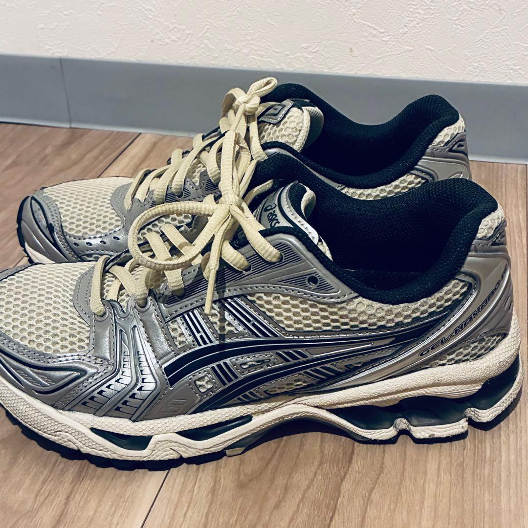 美品 ASICS GEL-KAYANO14 24cm スピック購入