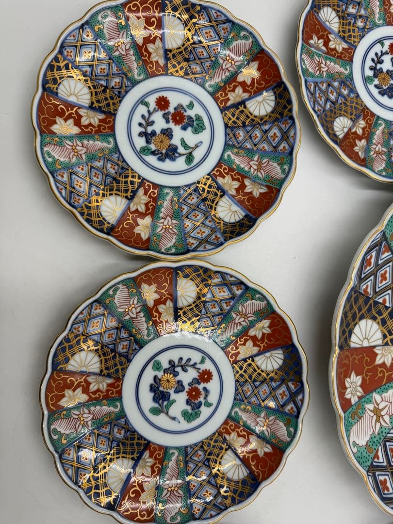有田焼　極彩古伊万里　和皿揃い　銘々皿　5枚　大皿 1枚　金彩　菊割