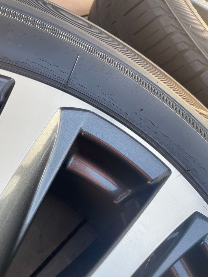 30系ヴェルファイア　アルファード　純正 17インチホイールタイヤセット4本