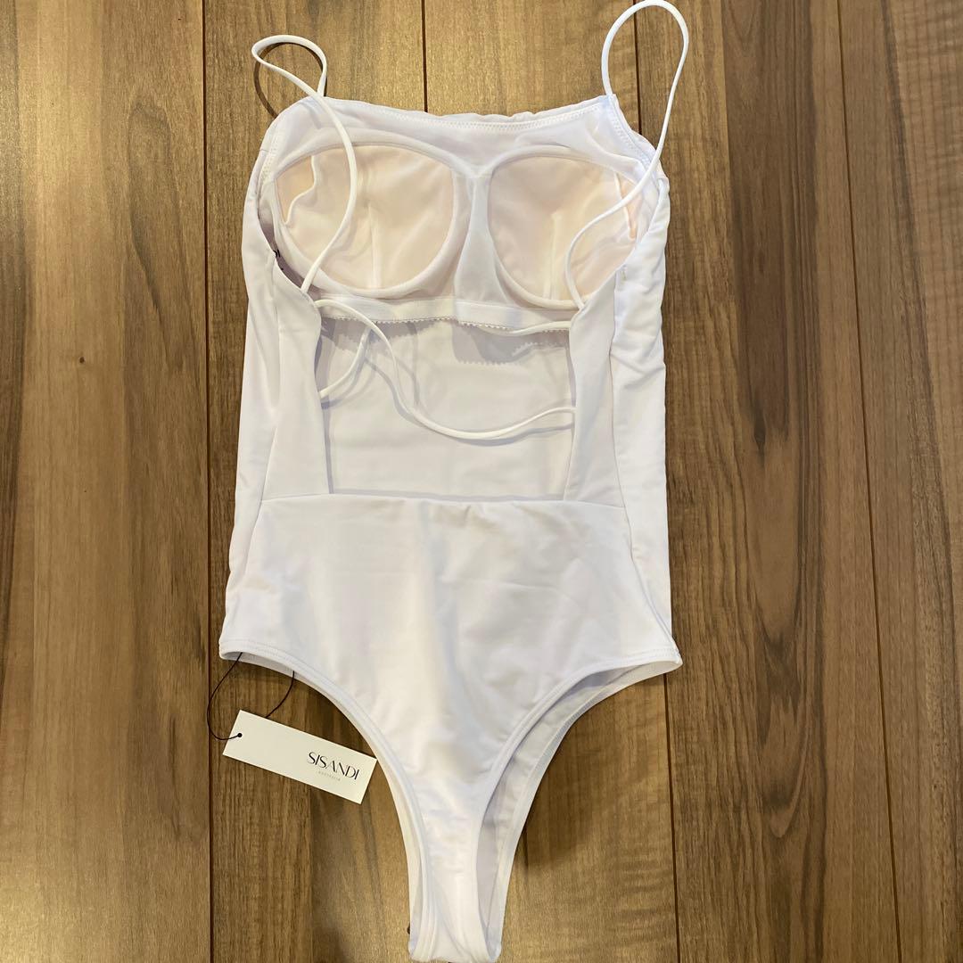 新品未使用SISANDI MIES BRAZILIAN whiteサイズ2