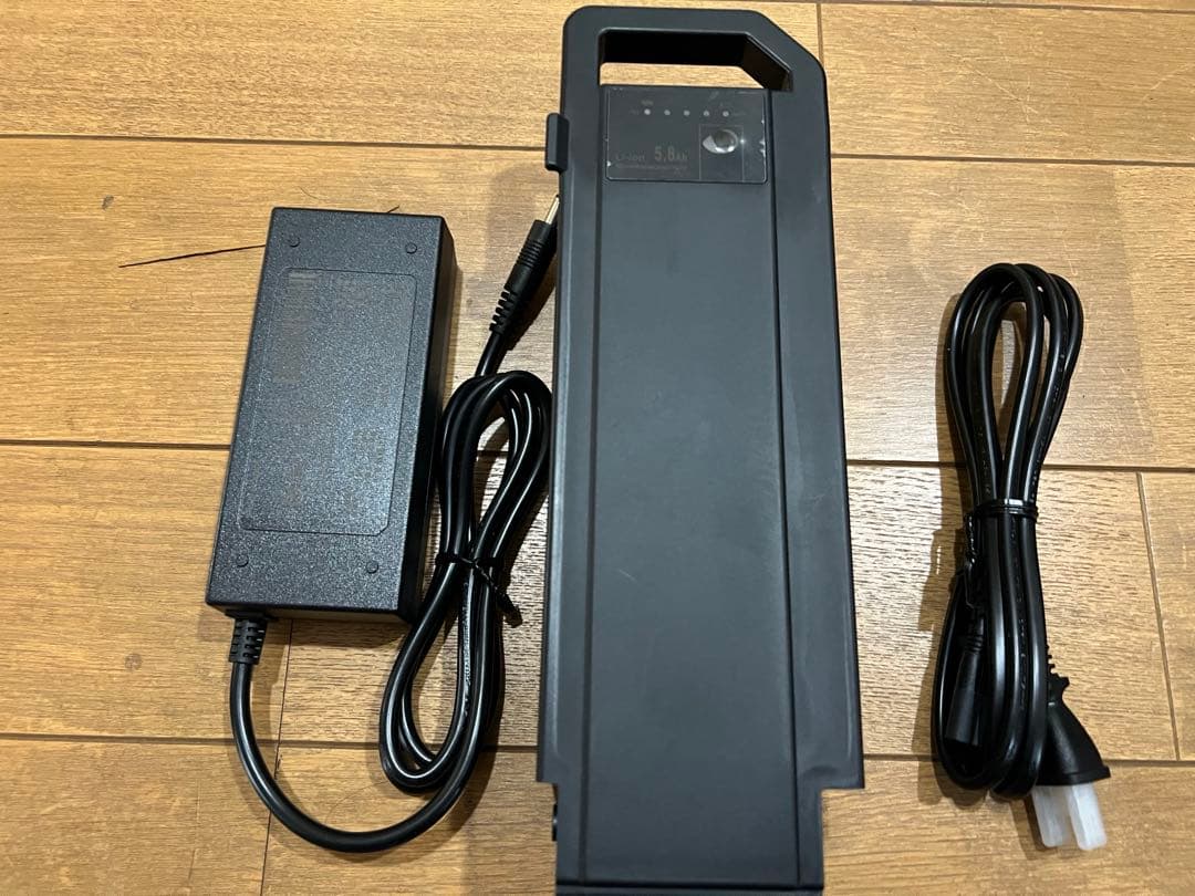 カイホウ 24V 5800mAh Li-ion バッテリー本体 充電器付き