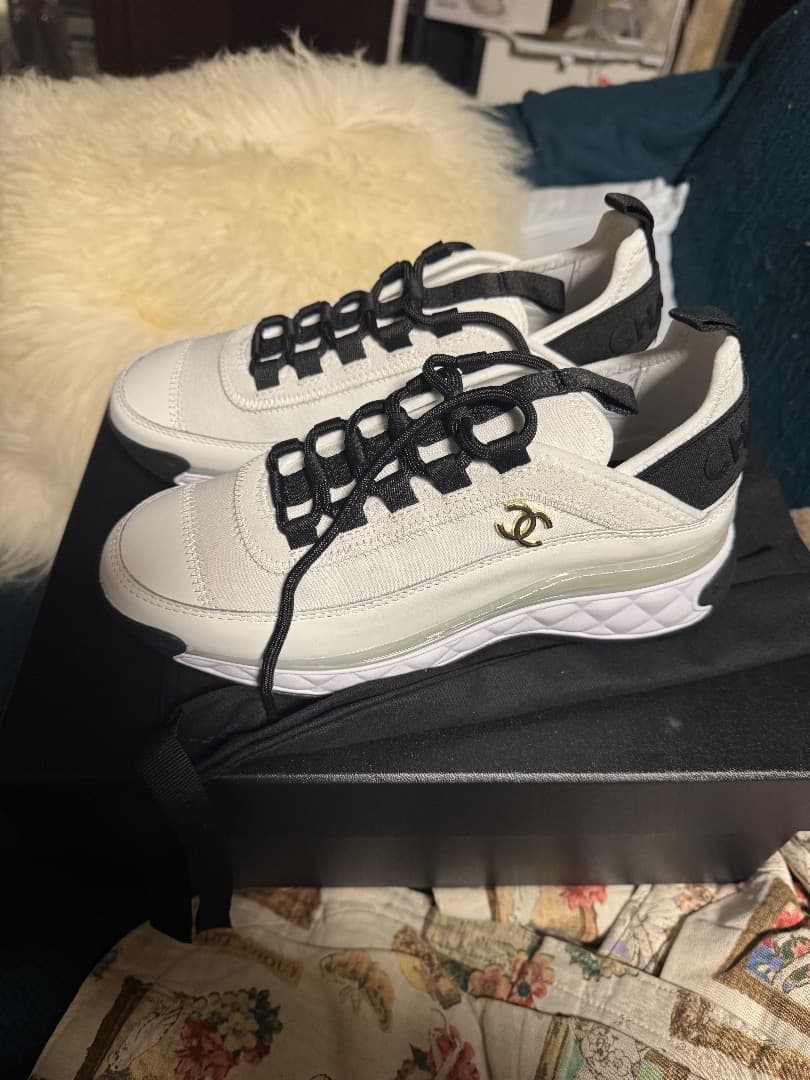 シャネル　ファブリックスニーカー　マトラッセ　ココマーク　ベージュ　36