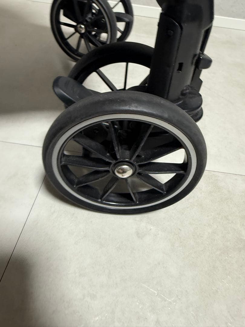 Combi ベビーカー　スゴカルα エッグショック