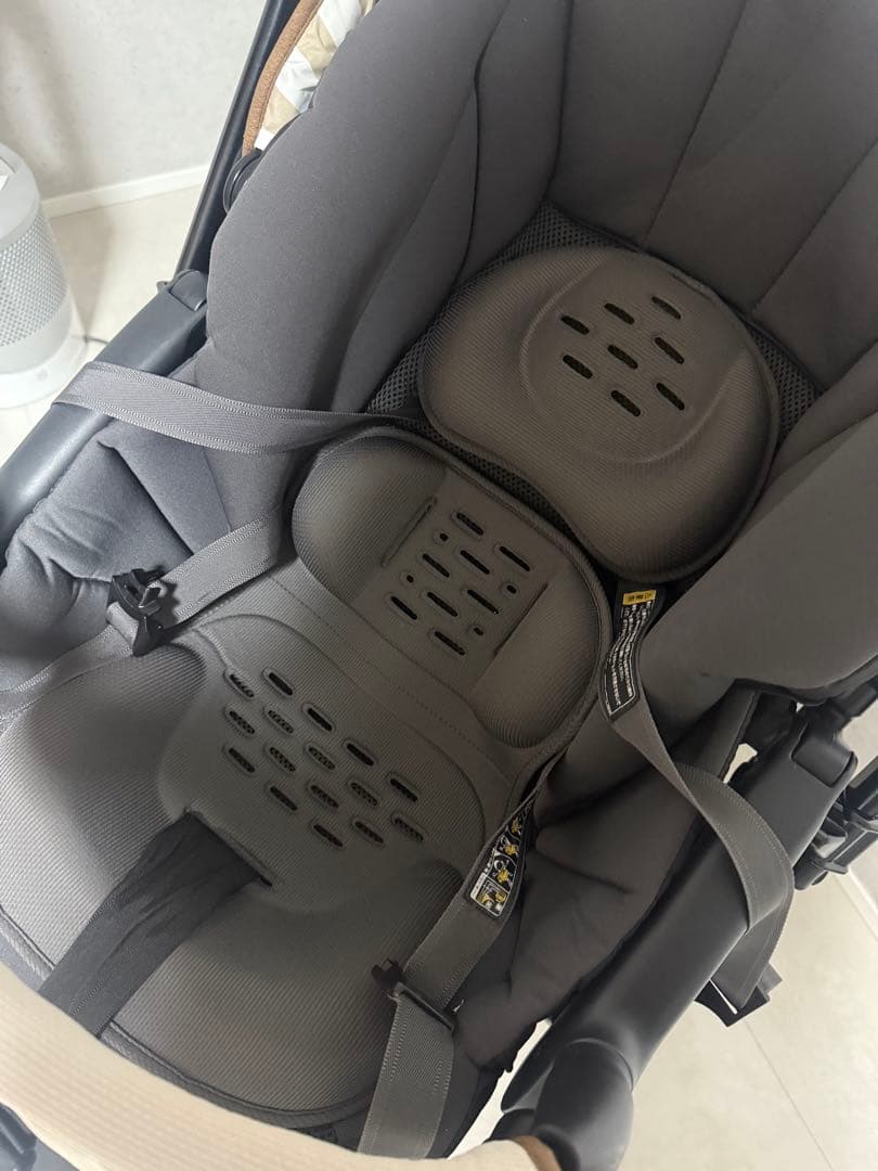 Combi ベビーカー　スゴカルα エッグショック