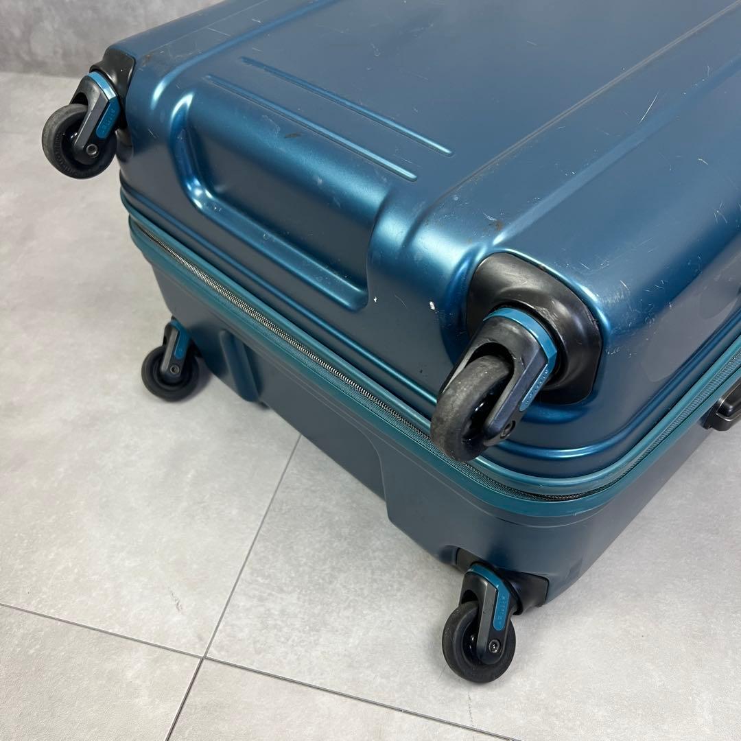 シフレ　ゼログラ　70L　軽量スーツケース　キャリーバッグ　3.1kg　旅行