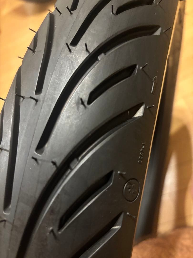 ミシュラン ロードクラシック 100/90/B19 25年7週 製造