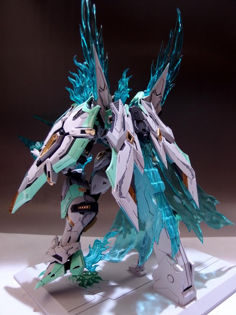 ク*ん様 1/100 炎皇 FIRELORD YR-04 塗装済完成品 SNAA