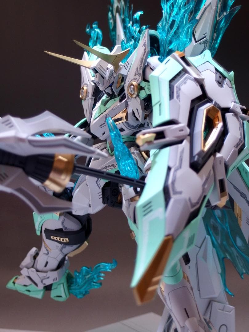 ク*ん様 1/100 炎皇 FIRELORD YR-04 塗装済完成品 SNAA