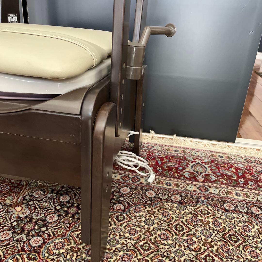 家具調ポータブルトイレ　パナソニック　楽座　脱臭暖か便座PN-L23218