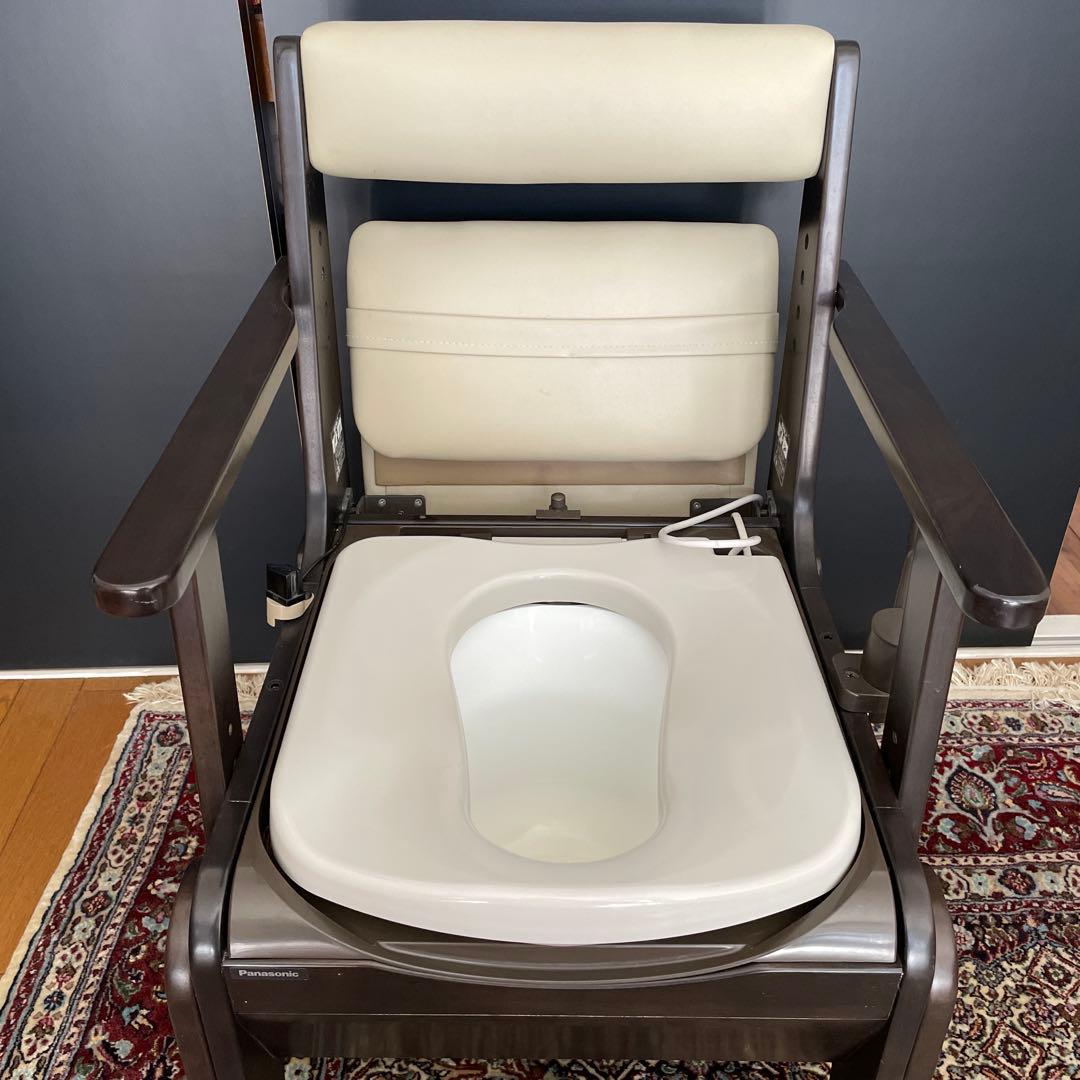 家具調ポータブルトイレ　パナソニック　楽座　脱臭暖か便座PN-L23218