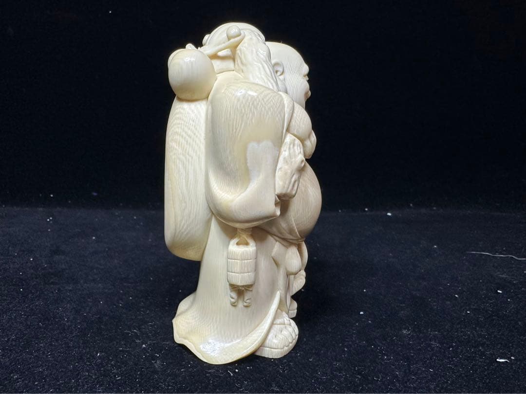 置物　アンティーク　天然素材　仏像　彫刻 古美術品　細密細工　骨董コレクション