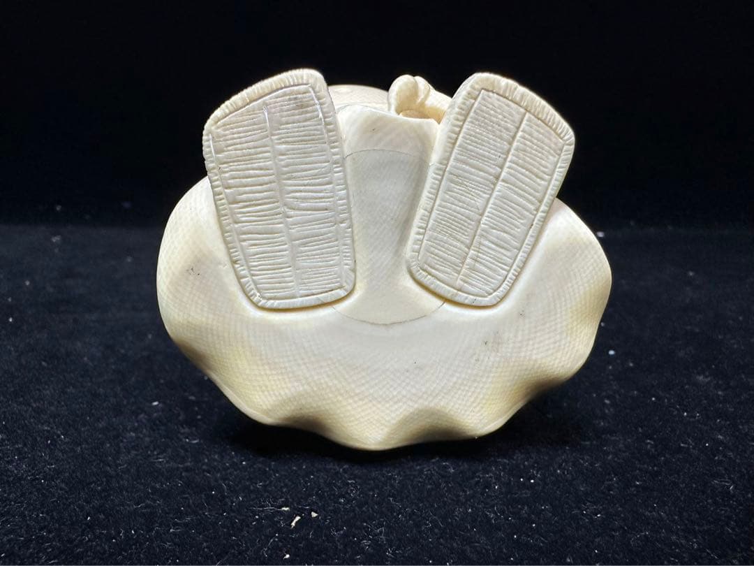 置物　アンティーク　天然素材　仏像　彫刻 古美術品　細密細工　骨董コレクション