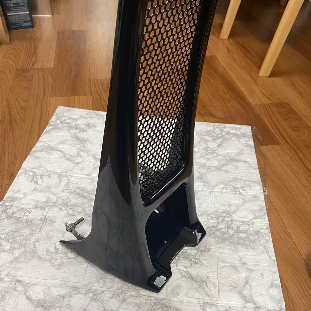 Killer Custom Aggressor ラジエターカバー スポイラー