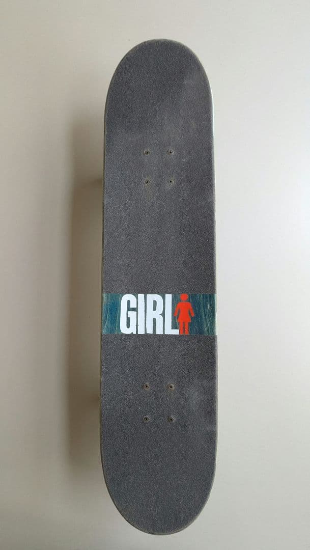 ふが様31.6 インチ（約80.3 cm）GIRL コンプリート　スケートボード