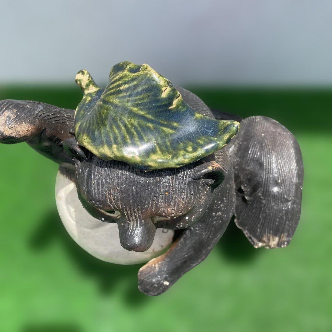 たぬきの置物 陶器製