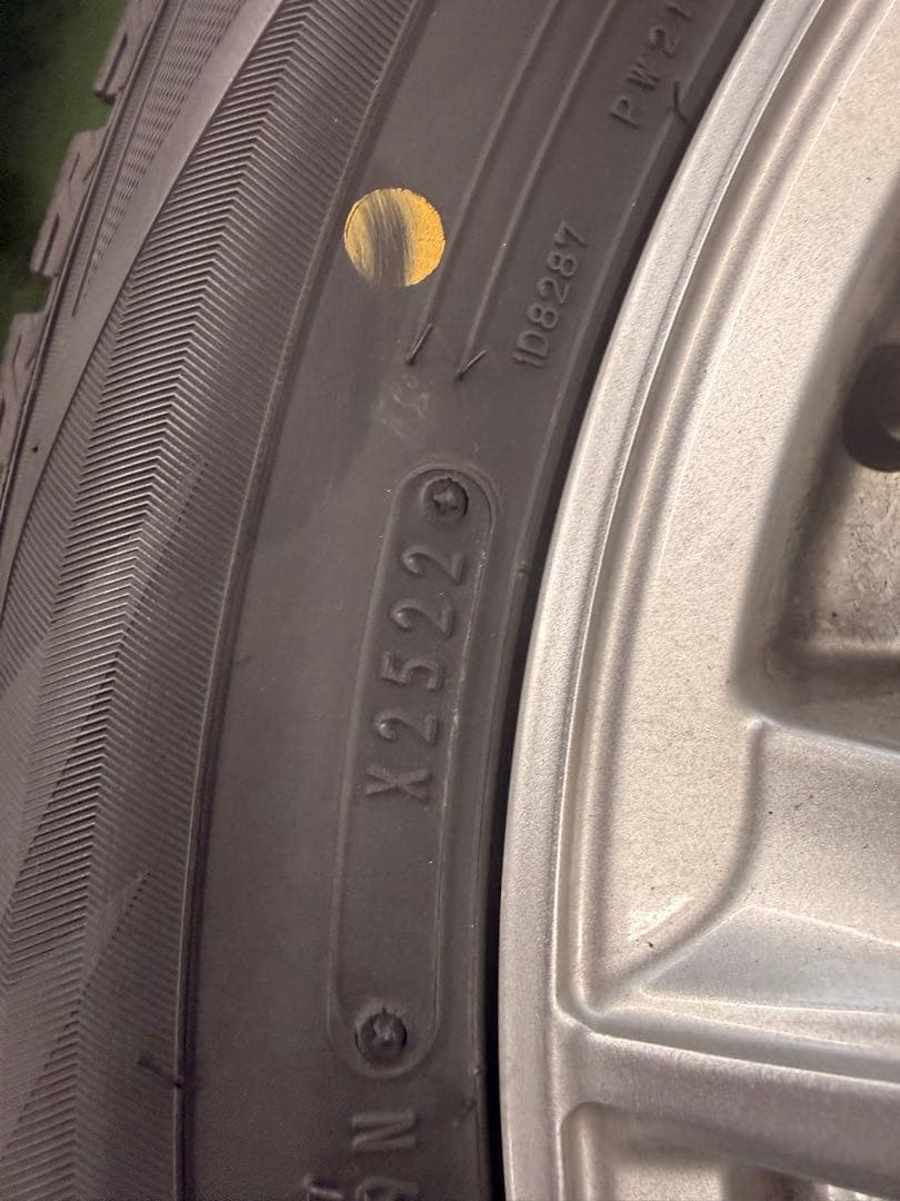 DUNLOP ウィンターマックス22年製 15インチ5h 114.3