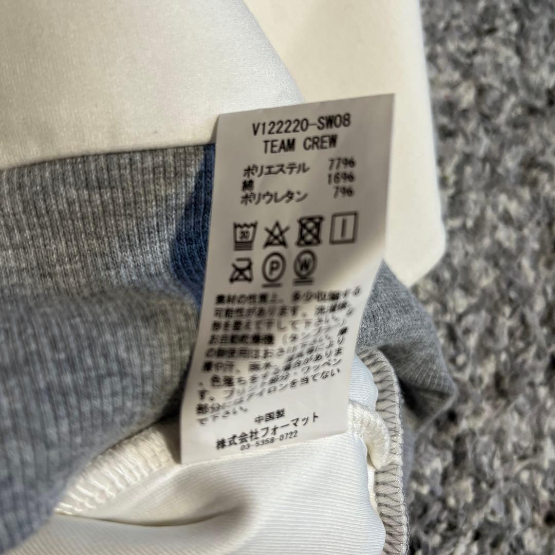 Ｖ１２　トレーナー　ストレッチ　バックプリント　ゴルフウェア