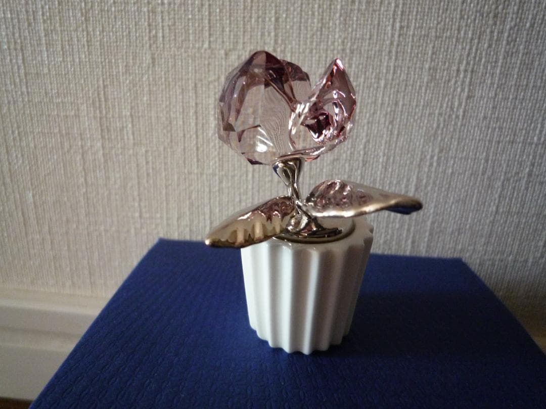 SWAROVSKI　スワロフスキー　ローズ 置物