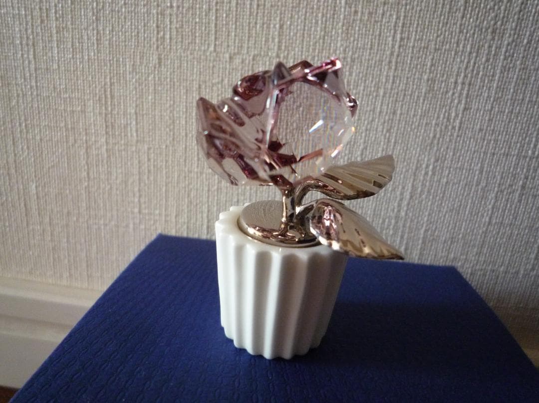 SWAROVSKI　スワロフスキー　ローズ 置物